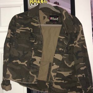 cropped camo jacket